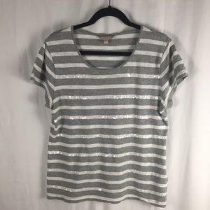 ☃️3 for $23 ☃️Banana Republic Gray/White Sequin ScoopT
